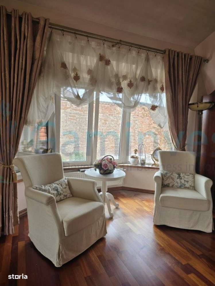 Gaminvest Casa cu 6 camere,singur in curte ,zona Cantemir,Oradea,V4270 - Imagine principală: 4/19