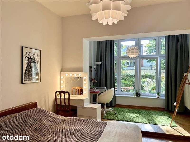 Nietuzinkowy 100m2 apartament na Kamiennej Górze-1