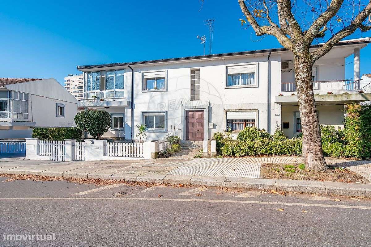 Moradia T2 para venda - Grande imagem: 2/22