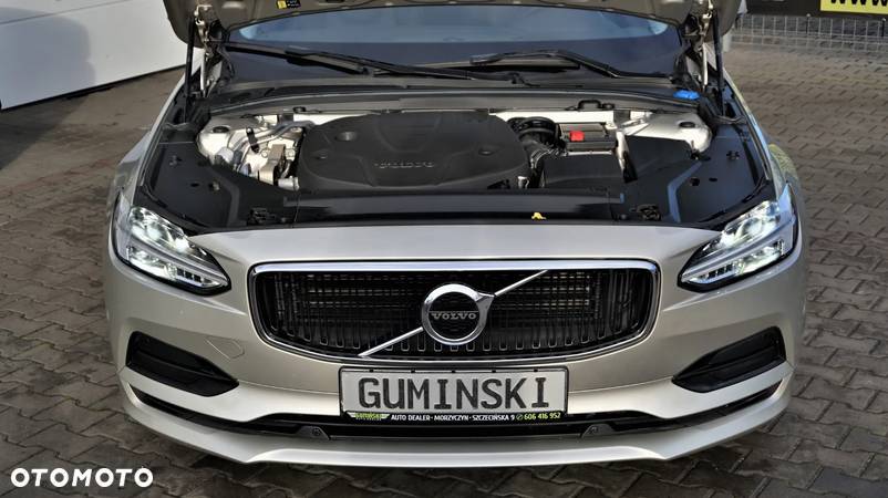 Volvo V90 D3 Momentum - 16