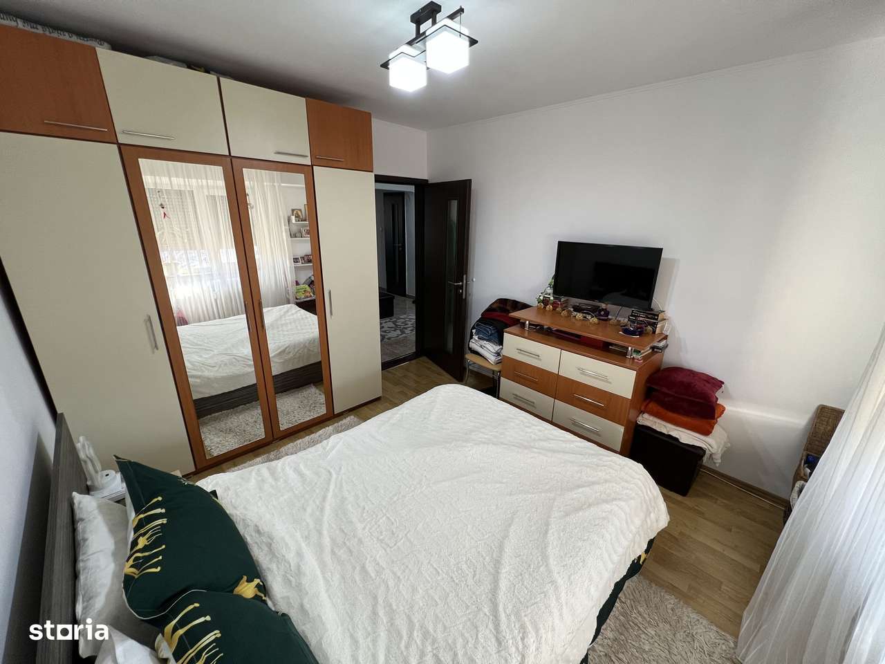 Apartament 3 camere zona Trocadero - Imagine principală: 1/9