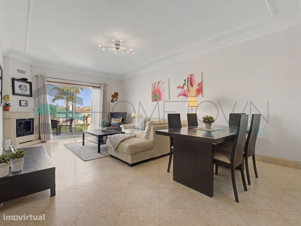 Moradia geminada V2 + 2 em Vilamoura, em condomínio com piscina - Grande imagem: 4/60