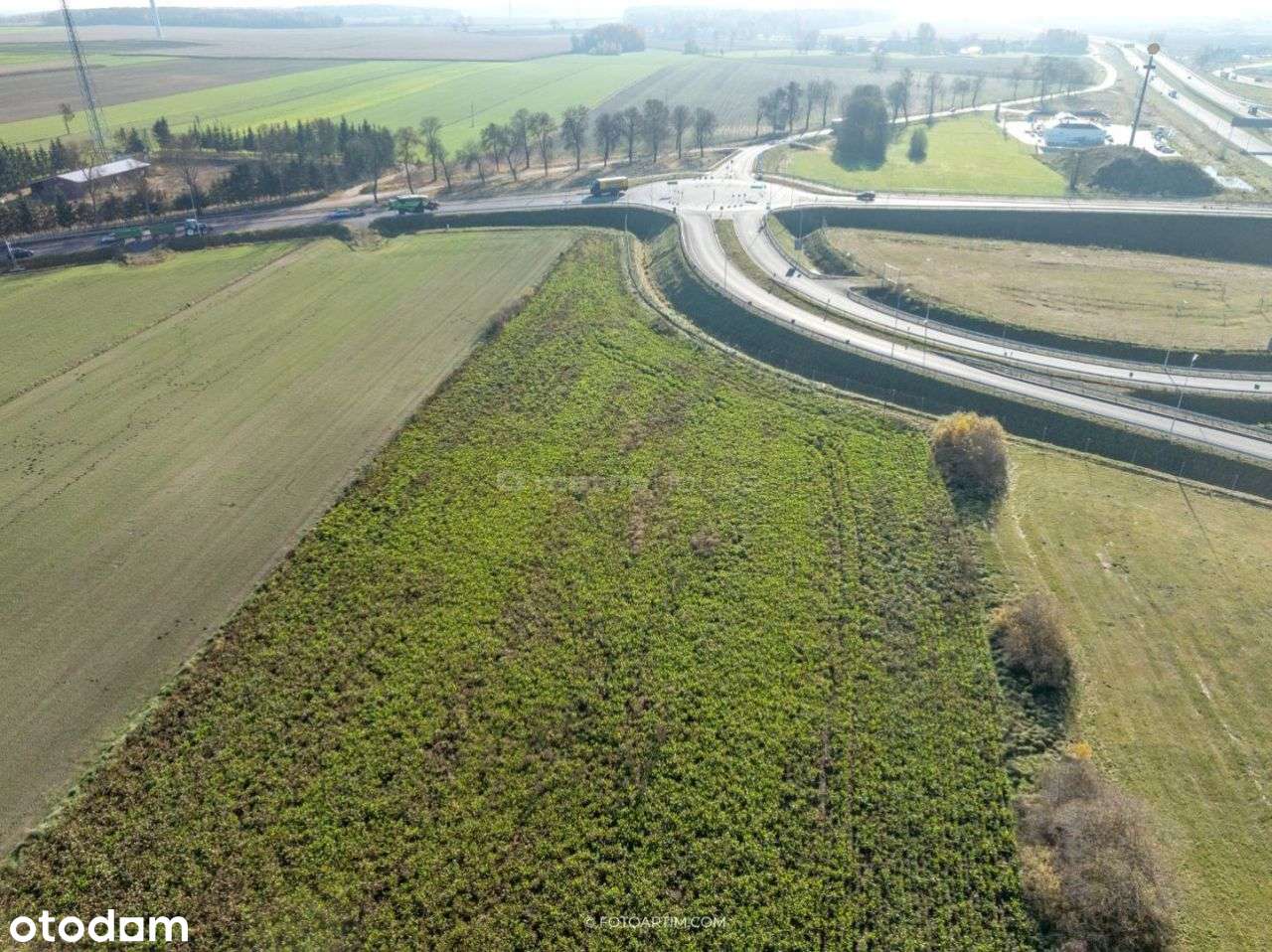 Działka inwestycyjna, objęta Mpzp, przy Dk- S7-10