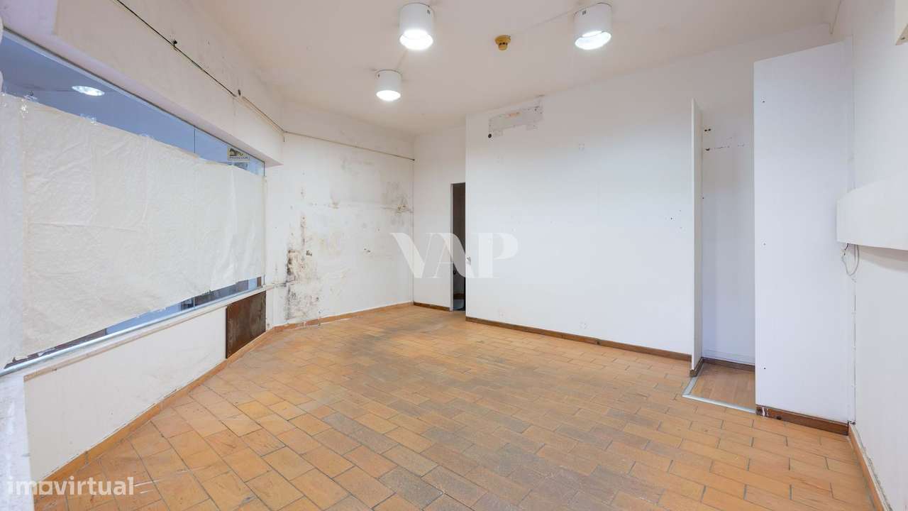 Loja Comercial à Venda no Quinta Shopping – 30m² com Cave | Quinta do - Grande imagem: 3/14