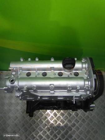 Motor Recondicionado Vw Golf 1.6i De 2004 Ref AZD - 4