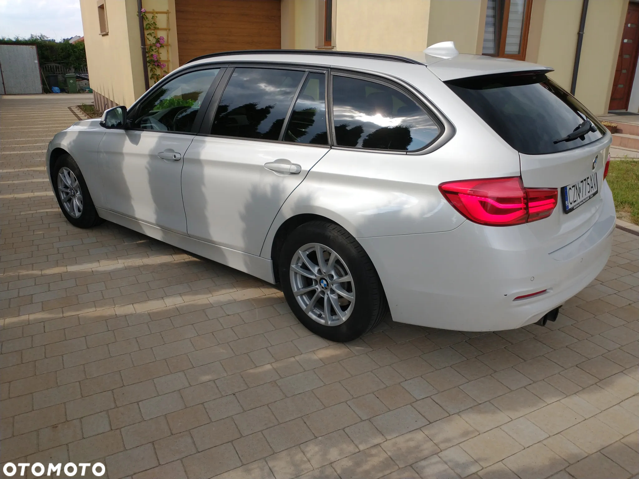 BMW Seria 3 320d xDrive - 4