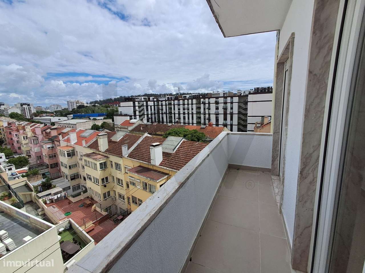 Apartamento Totalmente Remodelado T3 Benfica