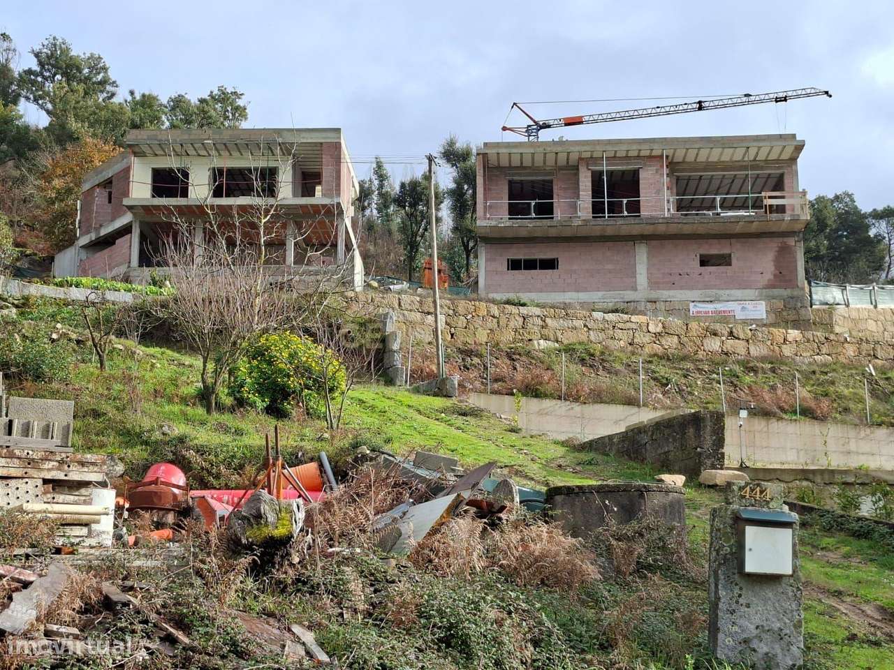 Moderna Moradia V2+1 em Vila Boa do Bispo, Marco de Canaveses - Grande imagem: 3/4