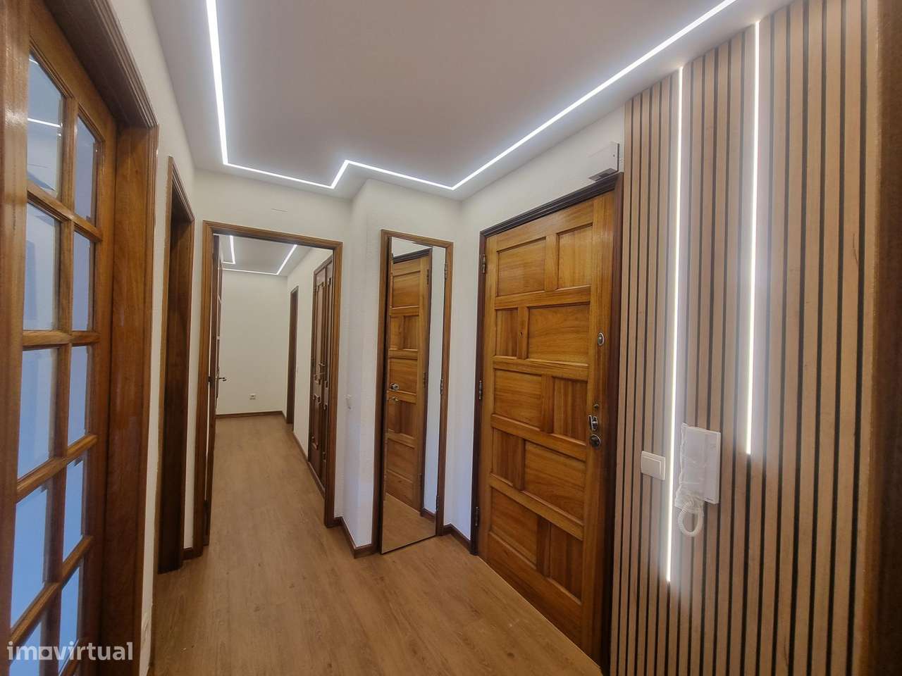 T3 Oportunidade - C/ Varanda e Garagem Box - Metro de Rio Tinto - Grande imagem: 5/16