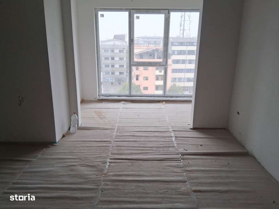 Apartament 3 camere, 2 bai, 90 mp, zona Promenada - Imagine principală: 1/8