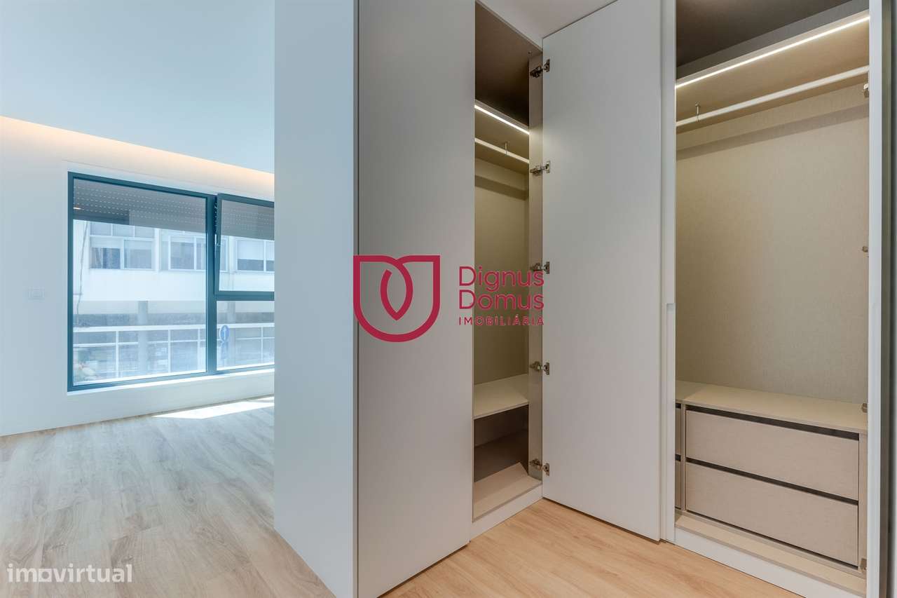 Apartamento T3 com 2 Lugares de Garagem — Centro de Gaia-22