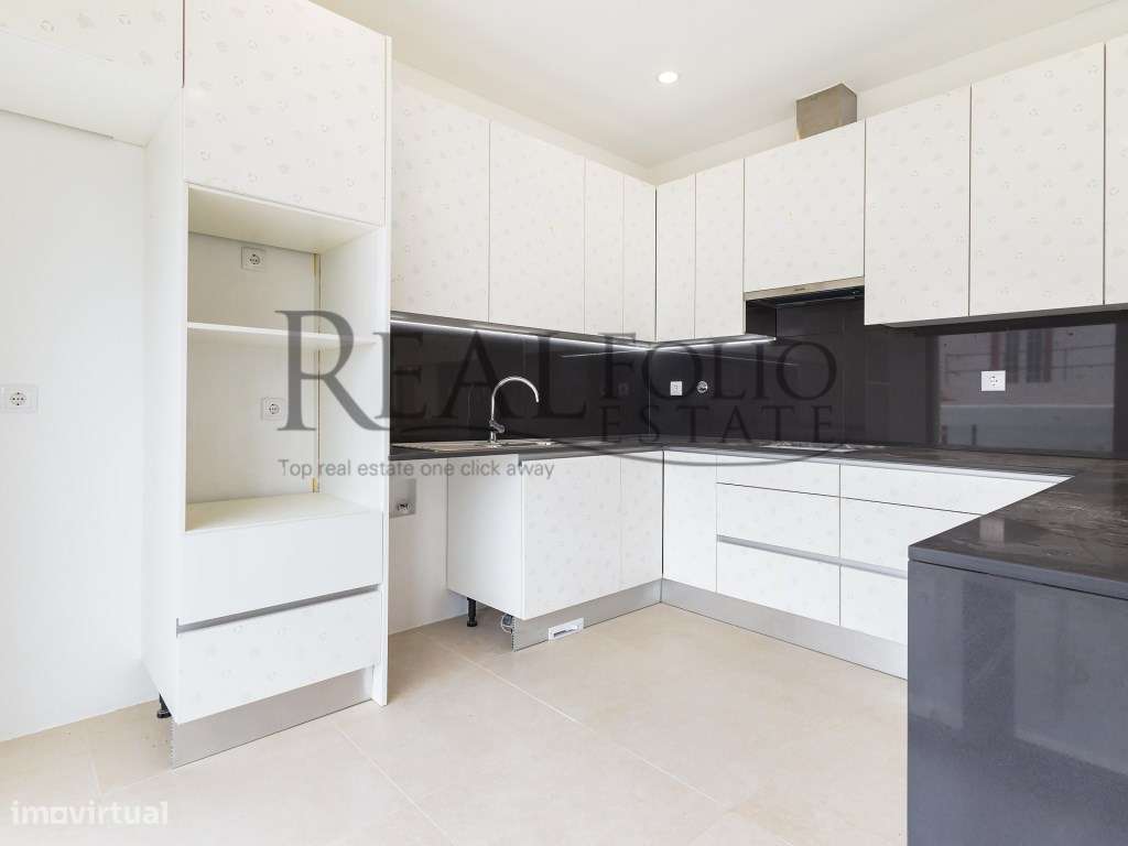 Moradia V3 Nova em Birre-7