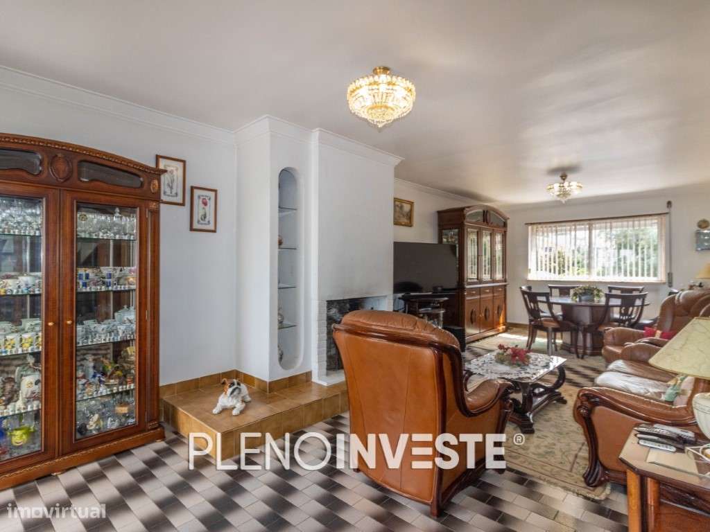 Moradia Isolada em Fernão Ferro-11