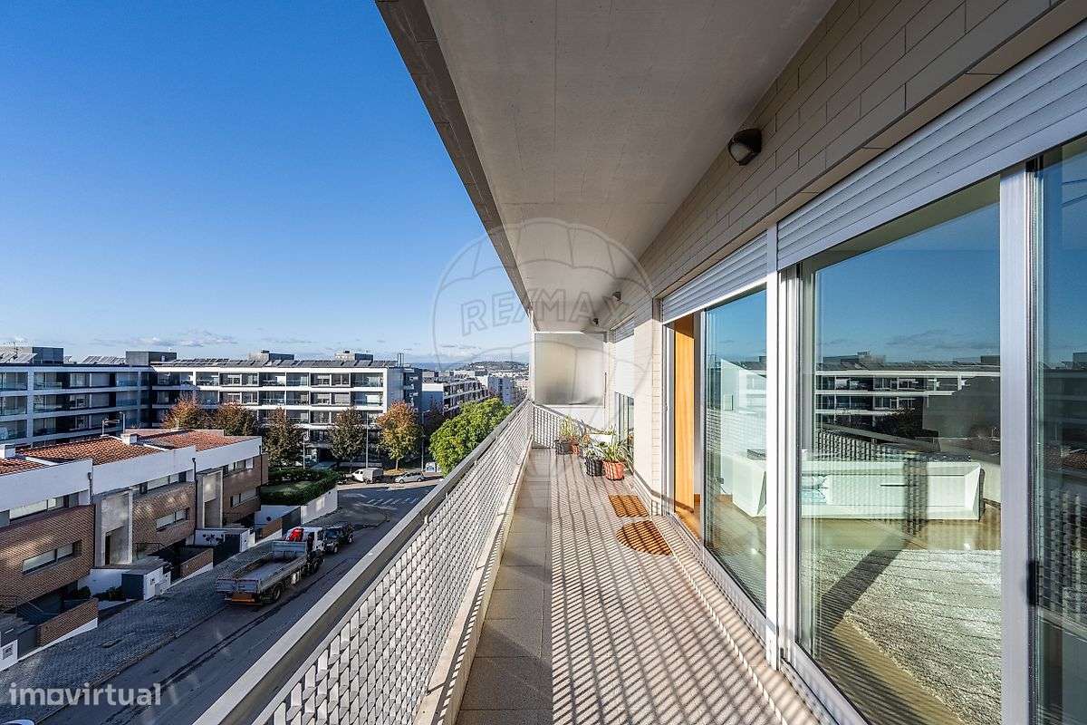 Apartamento T3 para Venda – Rua Amália Rodrigues, Fraião - Grande imagem: 5/35