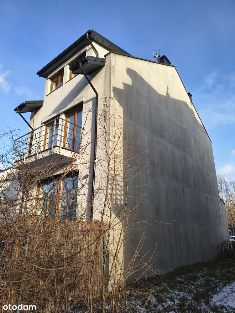 Gotowiec inwestycyjny, 3 mieszkania 201 m2 + 4 garaże, Stara Miłosna - Pełny obrazek: 4/6