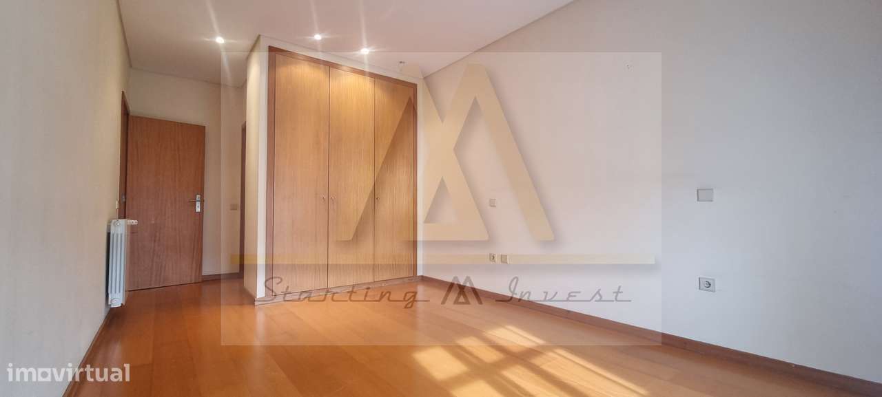 T3  rua do circulo católico de operários em Vila do Conde.-12