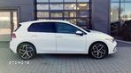 Volkswagen Golf VIII 1.5 eTSI EVO Life DSG - 2