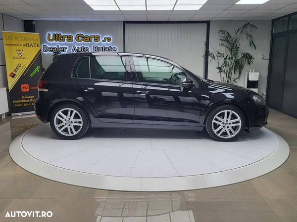 Volkswagen Golf 2.0 TDI DPF Highline - 6