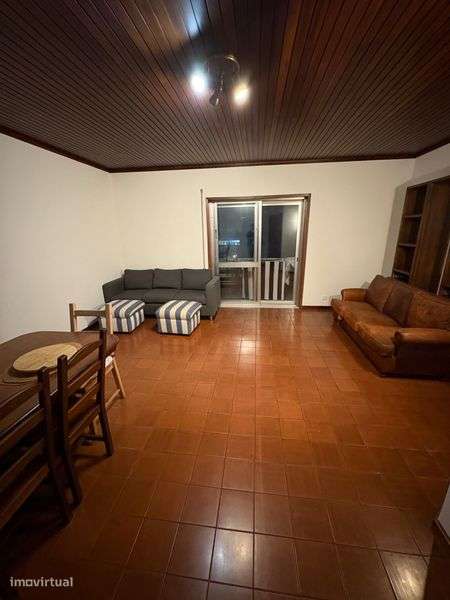 T4 em frente estação Manuel Leão - Grande imagem: 4/12