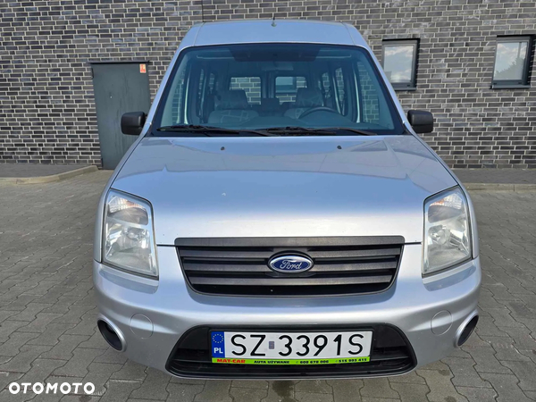 Ford Tourneo Connect - 10