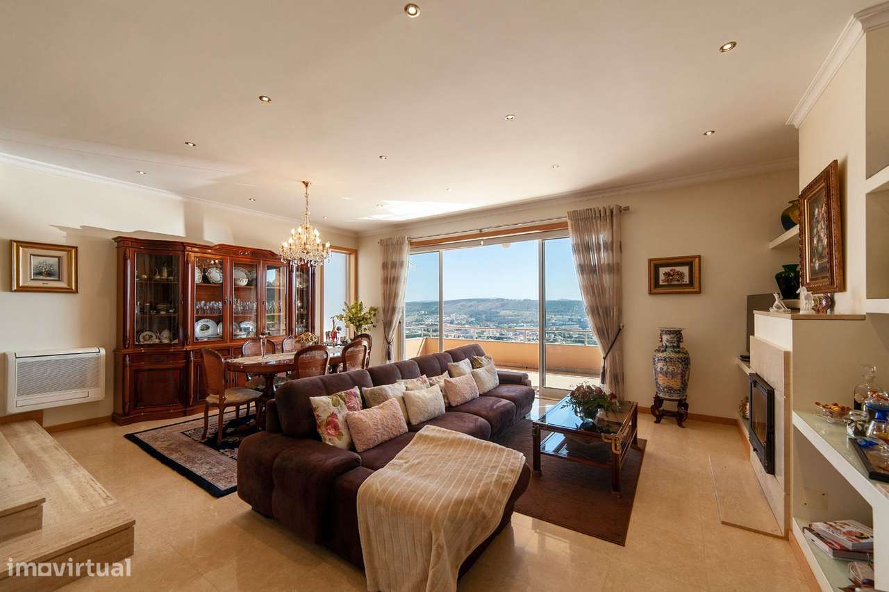 Fantástica Moradia Em Valongo.-8