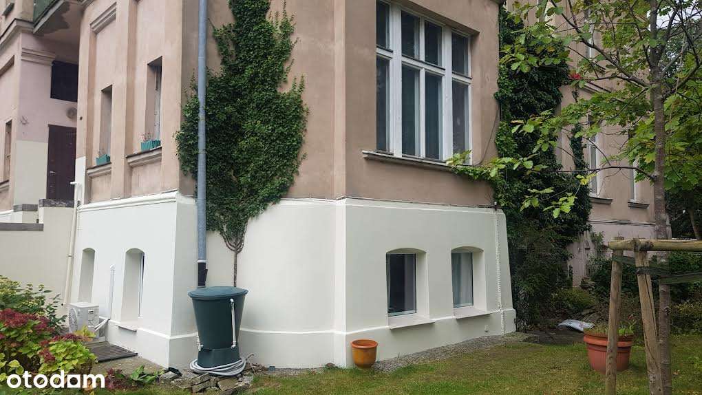 Krzyki Borek w zabytkowej willi,lokal po adaptacji i remoncie.-14