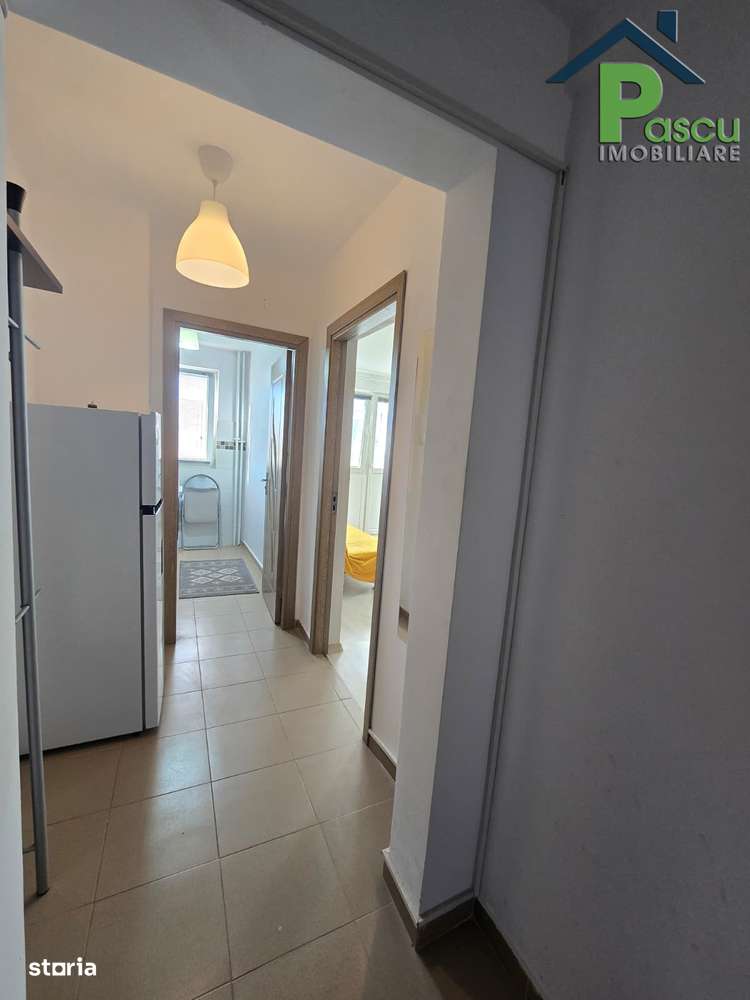 2 camere Eroii Revolutiei, int. Targu Frumos, mobilat, 37 mpu-9