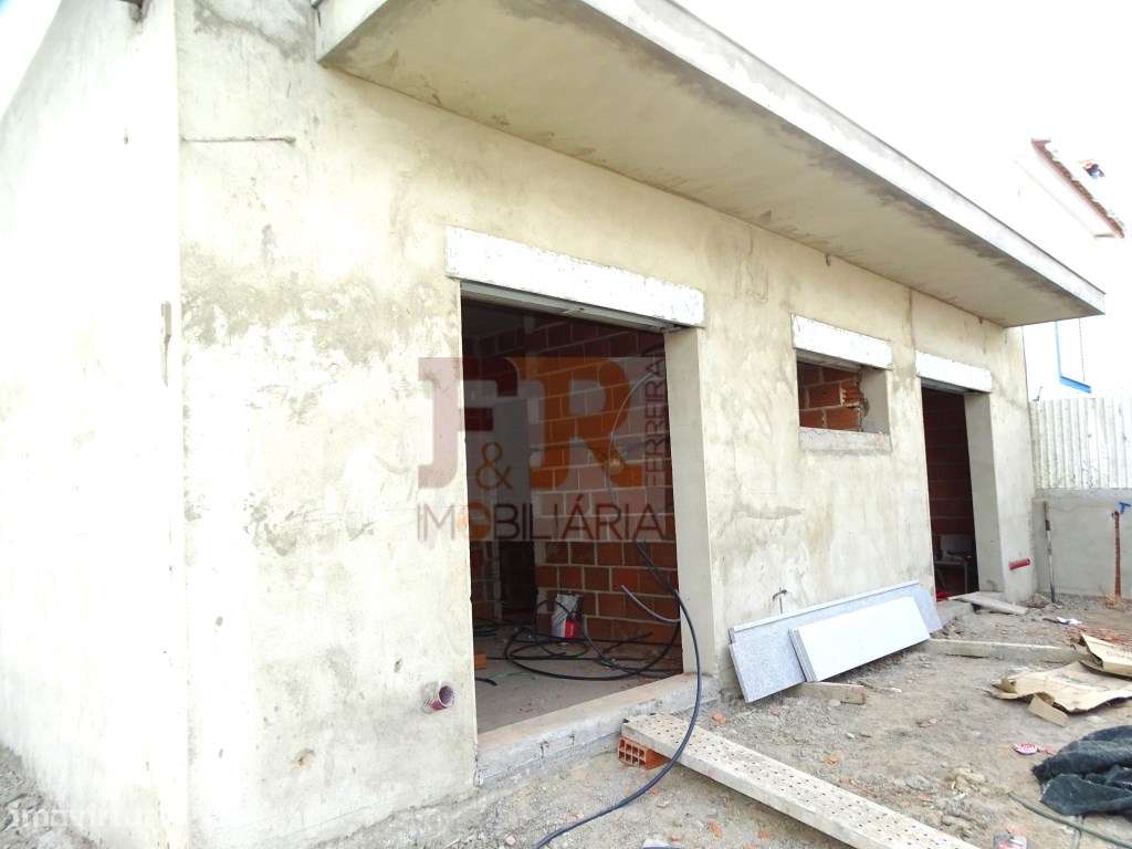 Moradia Isolada Térrea T3 com Garagem e Pérgula Fernão Ferro - Grande imagem: 4/22