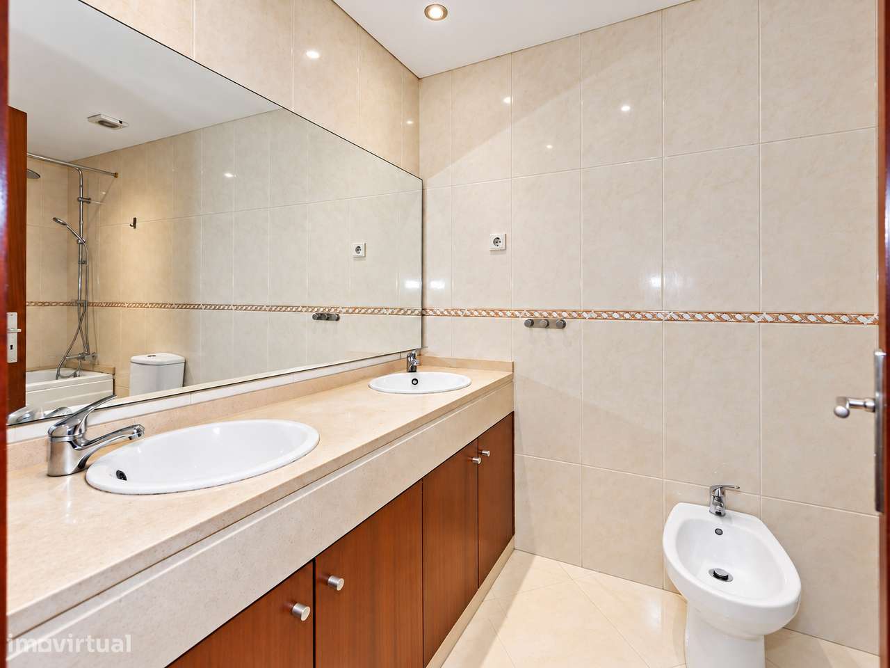 Apartamento T2 + 1 para venda na Rua Santo Adrião, Braga-16