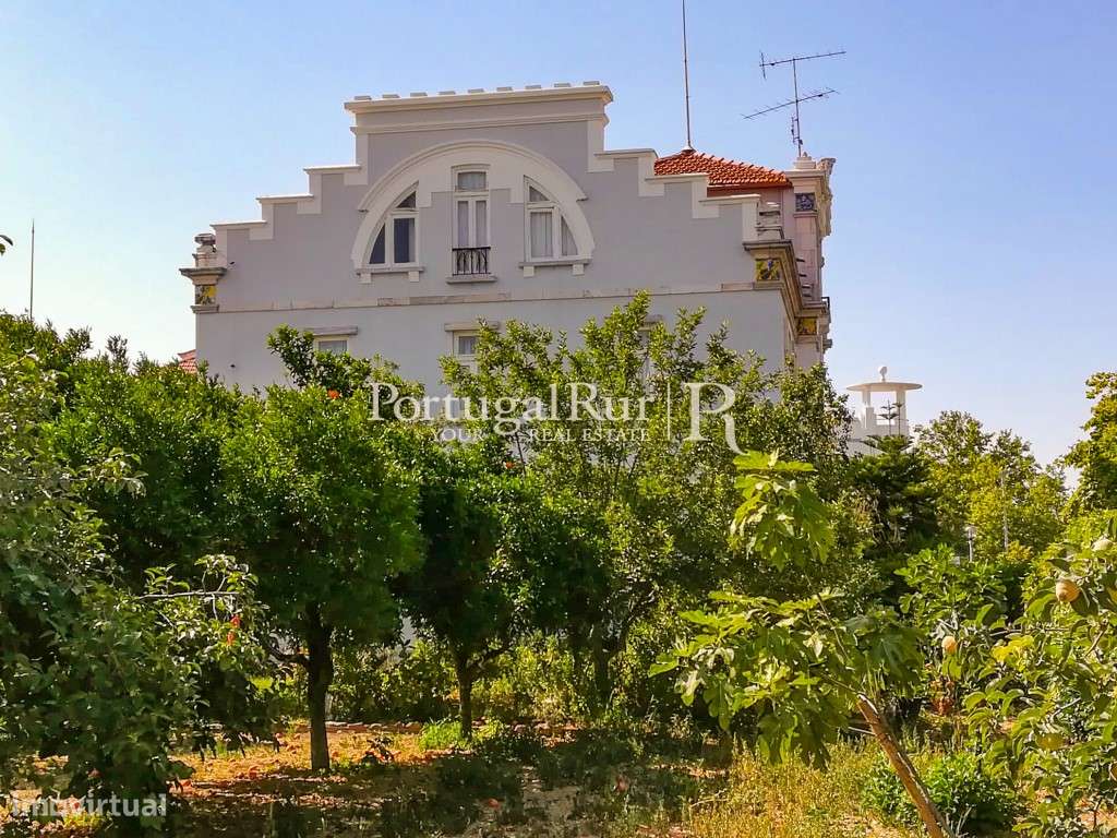 Palacete estilo Arte Nova em Estremoz - Grande imagem: 2/37