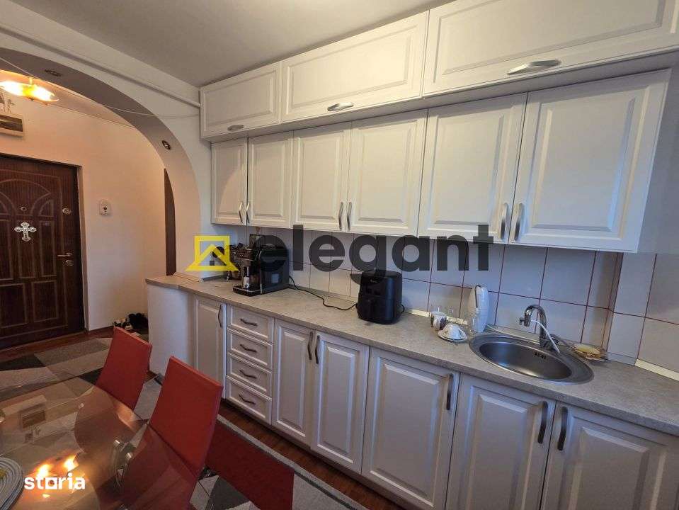 2 decomandate, etaj 3, centrala, AC, mobilat, Calea Bucuresti-Lapus-4