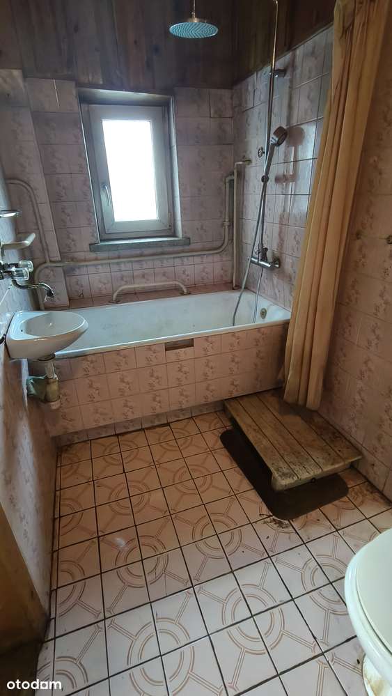 Dom do remontu w dobrym miejscu. Bez prowizji :)-3