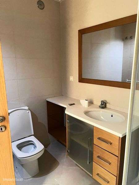 Exclusivo T3 no último piso - Parque das Nações - Vista desafogada - Grande imagem: 5/11