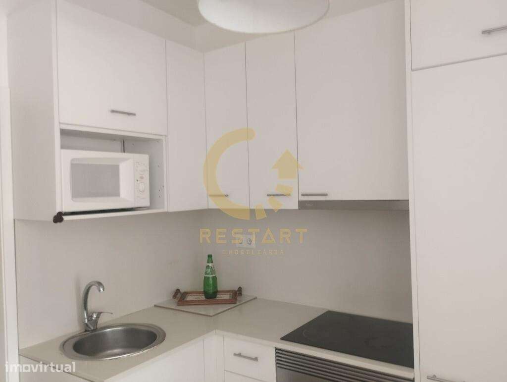 Apartamento T1 Premium na Avenida da Boavista – Estado Irrepreensível-13