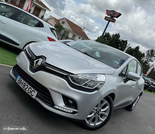 Renault Clio 1.5 dCi Limited EDC - 11