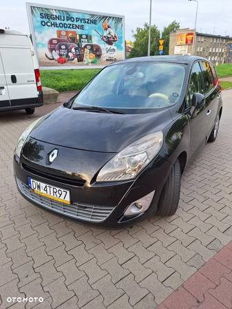 Renault Scenic 2.0 dCi Privilege - 1