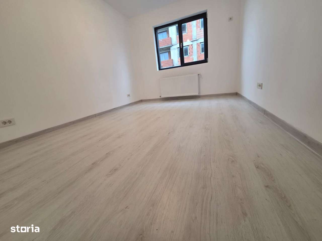 Garsoniera cartier Militari Residence - mutare imediata!! - Imagine principală: 3/9