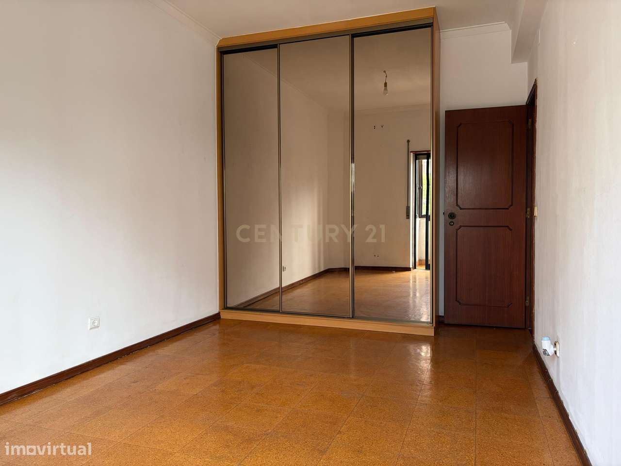 Apartamento T3 com excelentes áreas - Almada - Grande imagem: 4/27