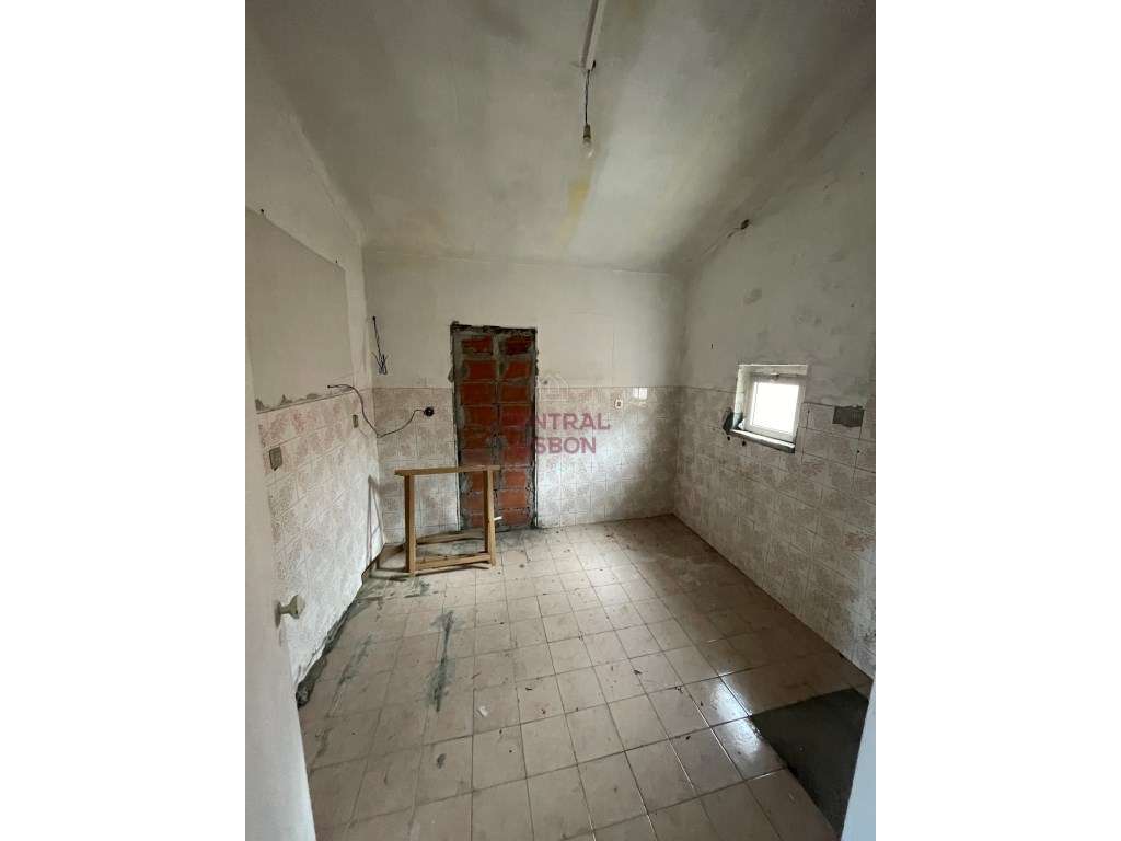 Moradia Unifamiliar - T3+1 - Lagoa de Albufeira - Sesimbra - Venda-11