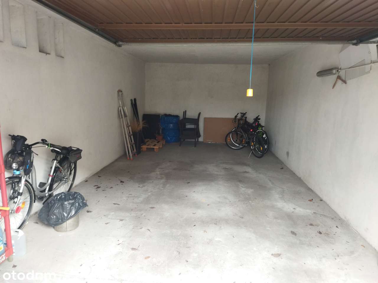 Garaż 34m2, własność z KW, wymiar:8,5x4m