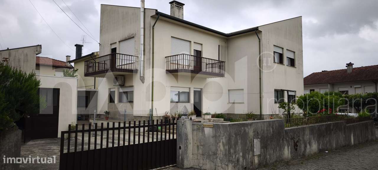 Moradia T4 em Arcozelo, Barcelos, redução no preço de 30.000€ - Grande imagem: 3/15