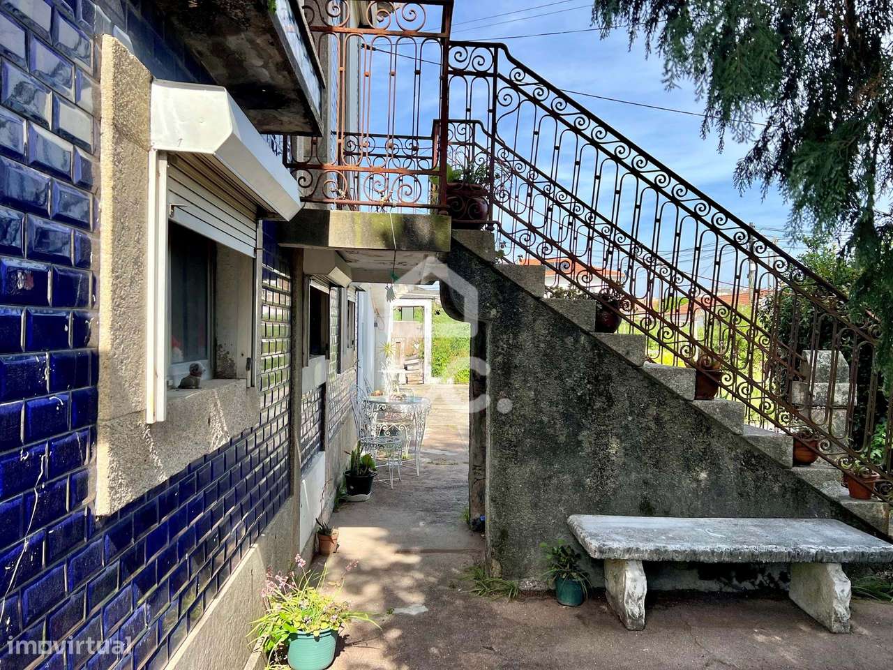 Quinta Senhorial T7 para reabilitação com elevado potencial construtiv-4