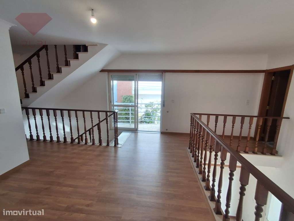 Moradia T4 à venda na Cotovia - Sesimbra-45