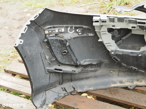 Zderzak przód przedni Peugeot 308 T7 - 15