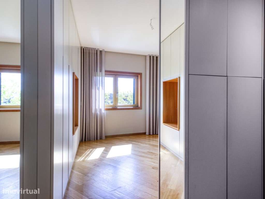 T3 com Box 2 carros e grande varanda - Colinas do Cruzeiro, Odivelas-29