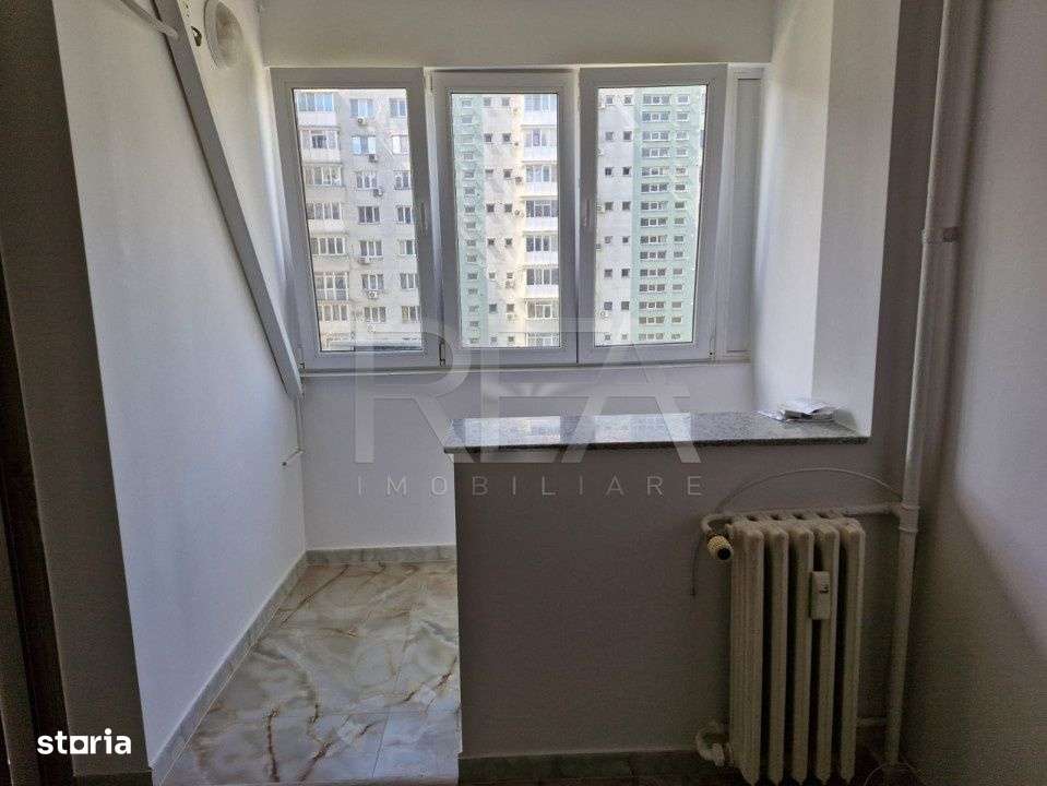 Garsoniera foarte aproape de toate mijloacele de transport in cartieru - Imagine principală: 4/11