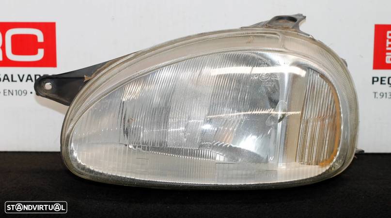 FAROL ESQUERDO OPEL CORSA B - 2