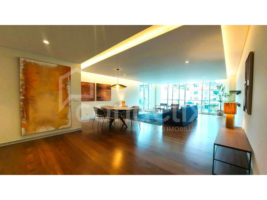 Apartamento T3 no centro do Funchal - Plaza Madeira - Grande imagem: 3/35