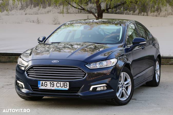 Ford Mondeo 2.0 TDCi Powershift Business - 11