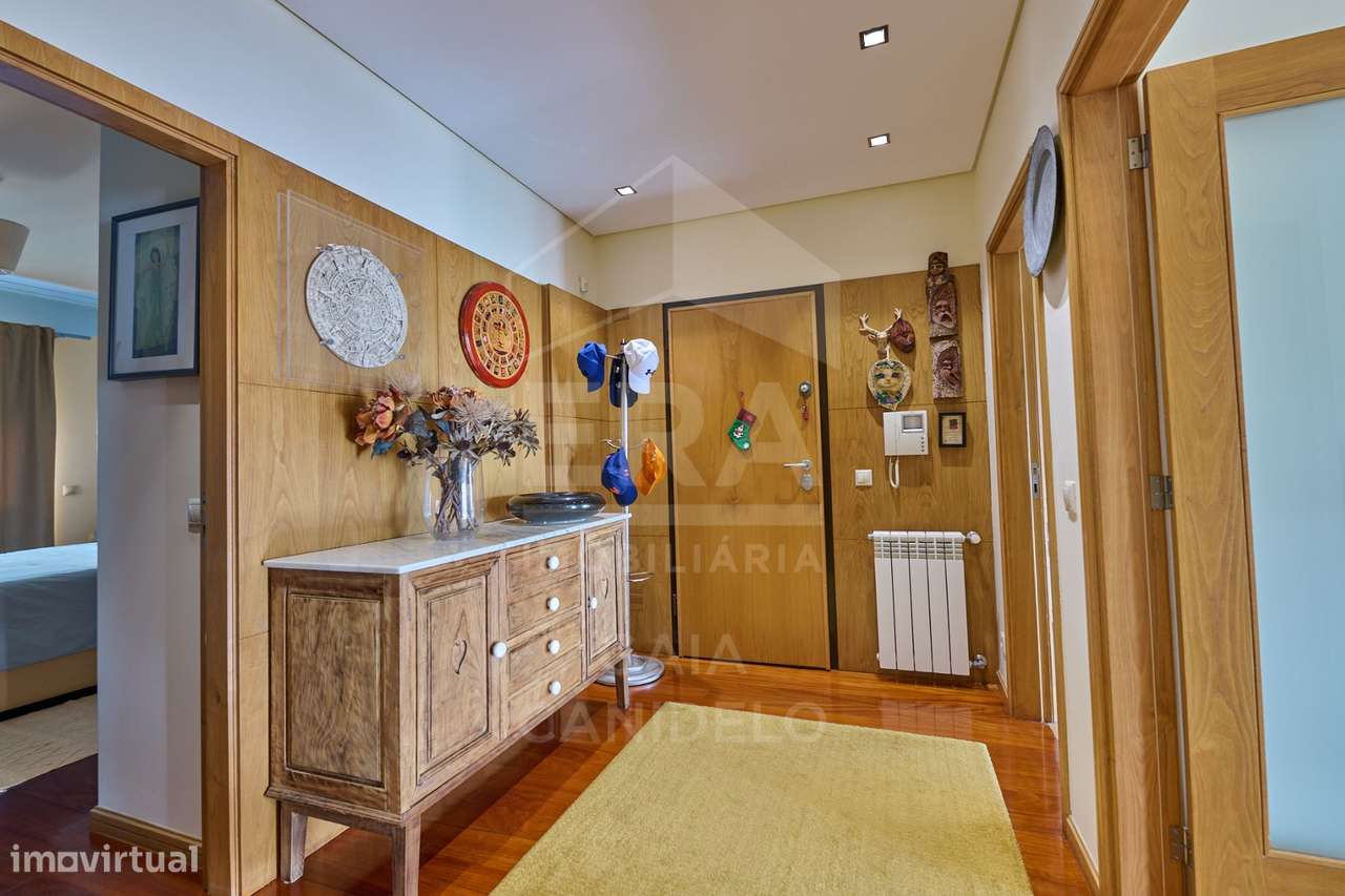 Apartamento T2 em Lavra, a poucos metros da praia-10